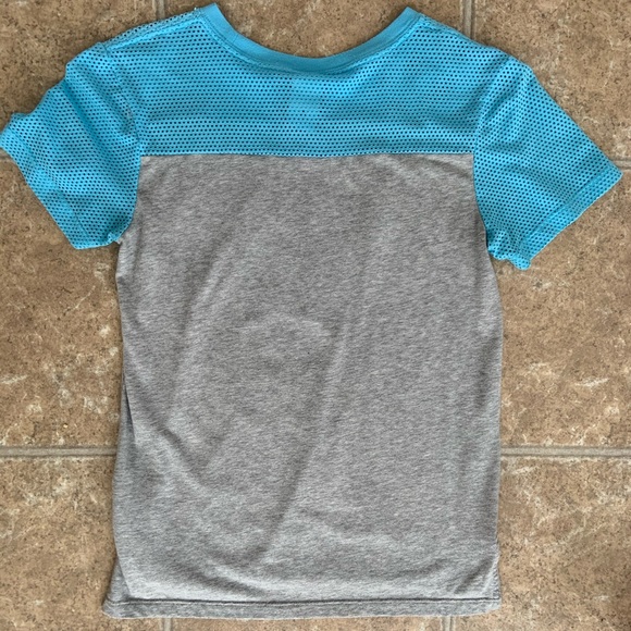 Nike tee shirt - Picture 3 of 3